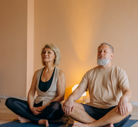 Explorez les Secrets de la Nature et de la Sagesse Ancienne avec une Chamane Connectée et Guide Spirituelle