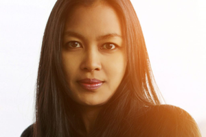 Explorez les Secrets de la Nature et de la Sagesse Ancienne avec une Chamane Connectée et Guide Spirituelle